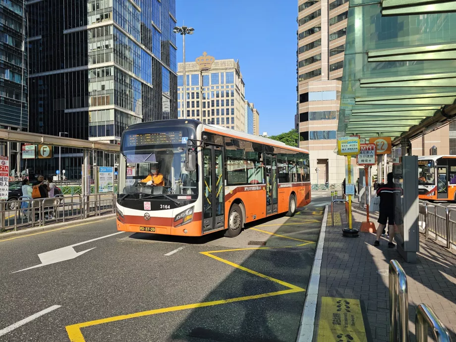 Autobus smer Letisko Macao - stanica Praca Ferreira Amaral