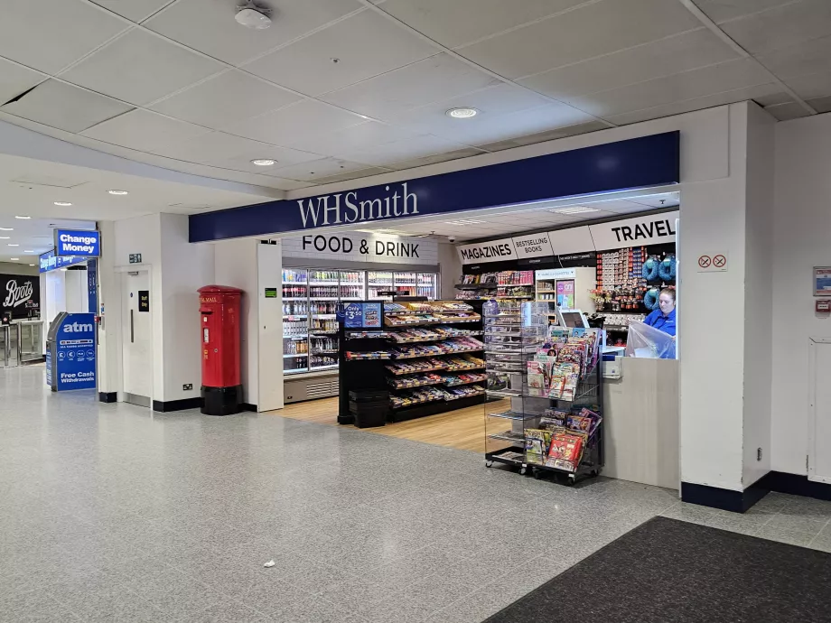 WHSmith, odlety, letisko East Midlands