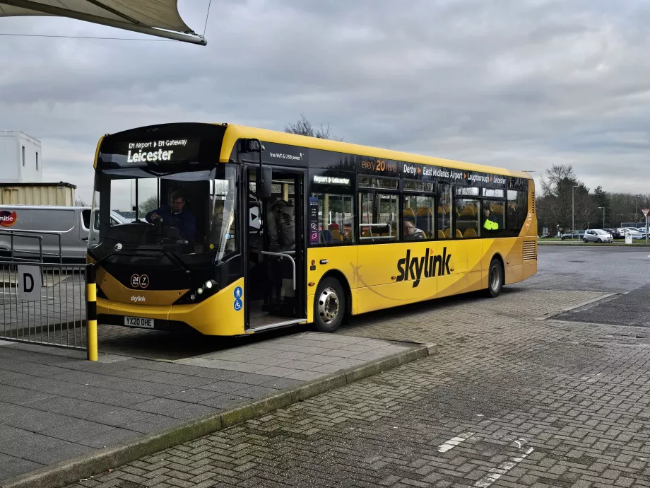 Skylink Derby smer Leicester, Loughborough a Derby