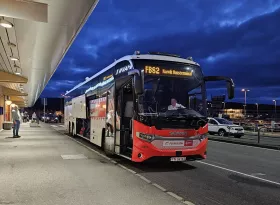 Flybussen pred terminálom