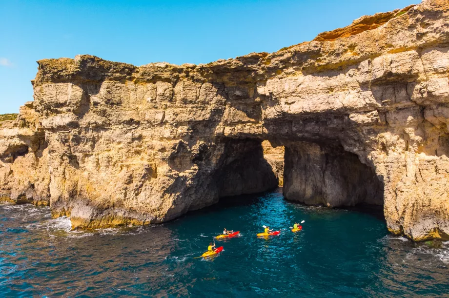 Jaskyňa Comino