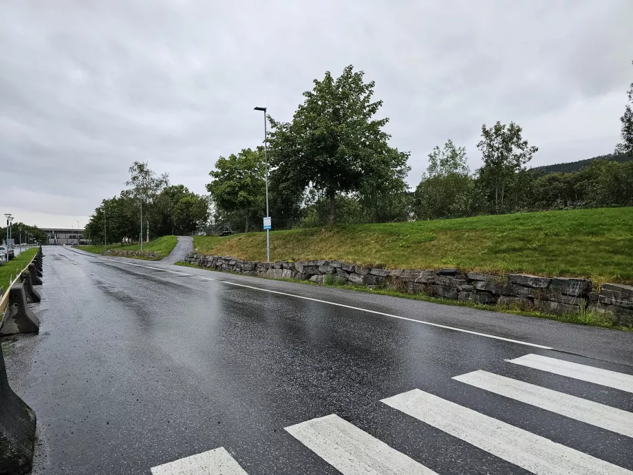 Pokyny k autobusovej zastávke v smere na Molde