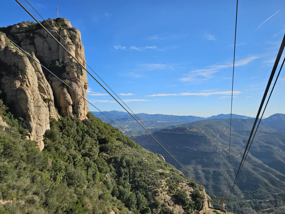 Pohľad z lanovky na Montserrat