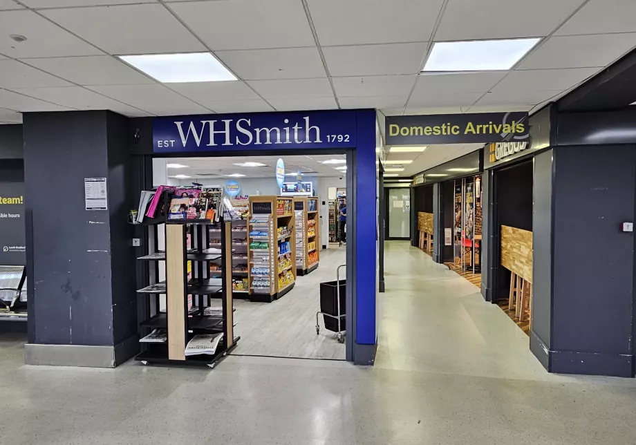 WHSmith, verejná časť