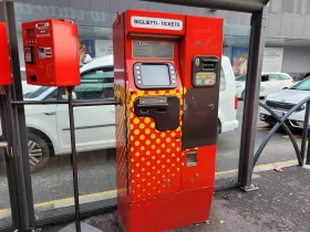 Automat na lístky dopravnej spoločnosti v Bergame