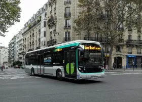 Autobus Paríž