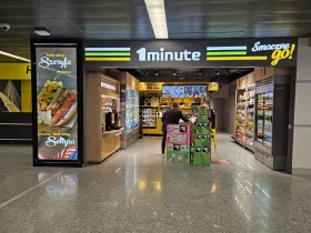Minimarket v príletovej hale