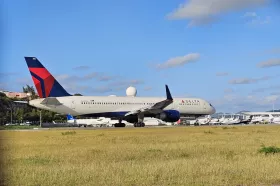 Odlet spoločnosti Delta Air Lines z ostrova SXM