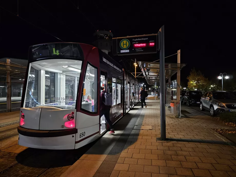 Tramvaj, letisko Erfurt