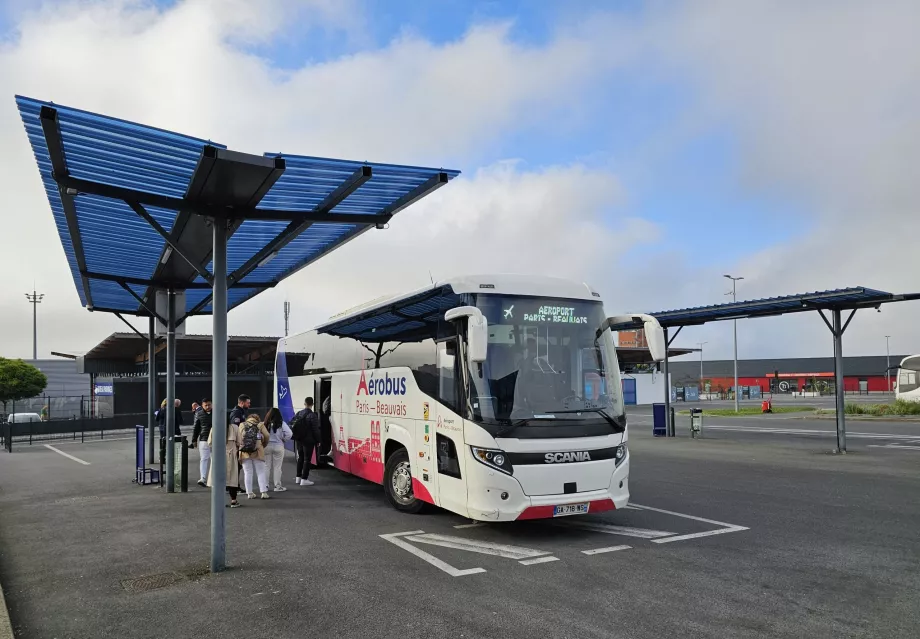 Autobus do centra Paríža