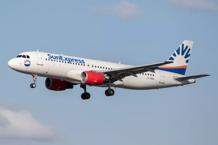 Lietadlo SunExpress LY-NVR