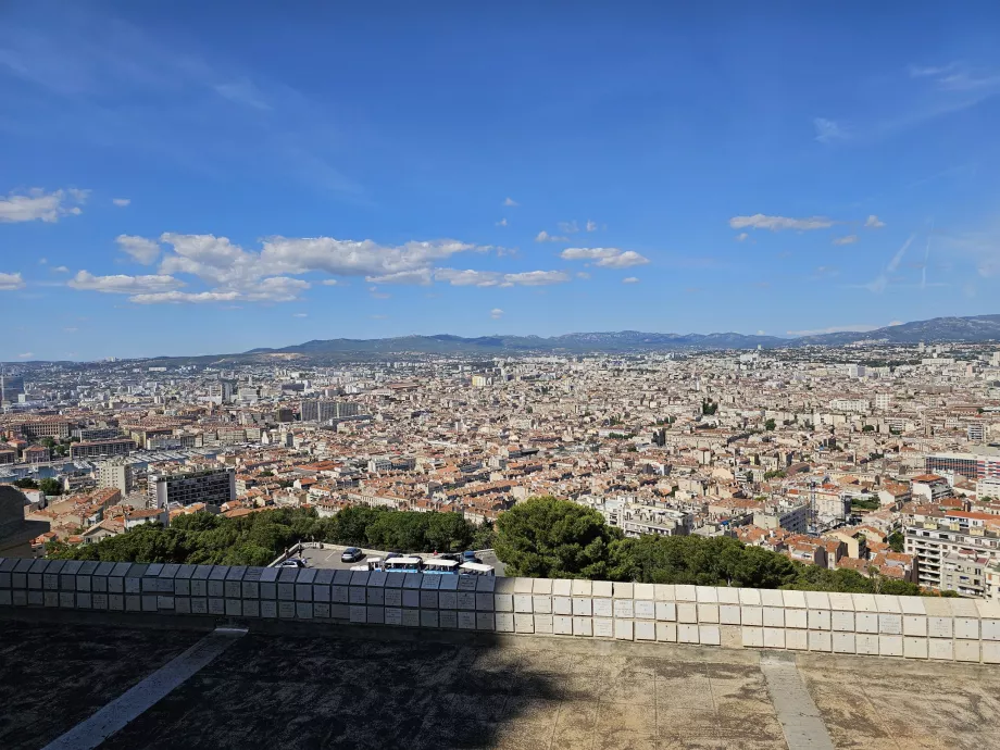 Pohľad z Notre Dame de la Garde