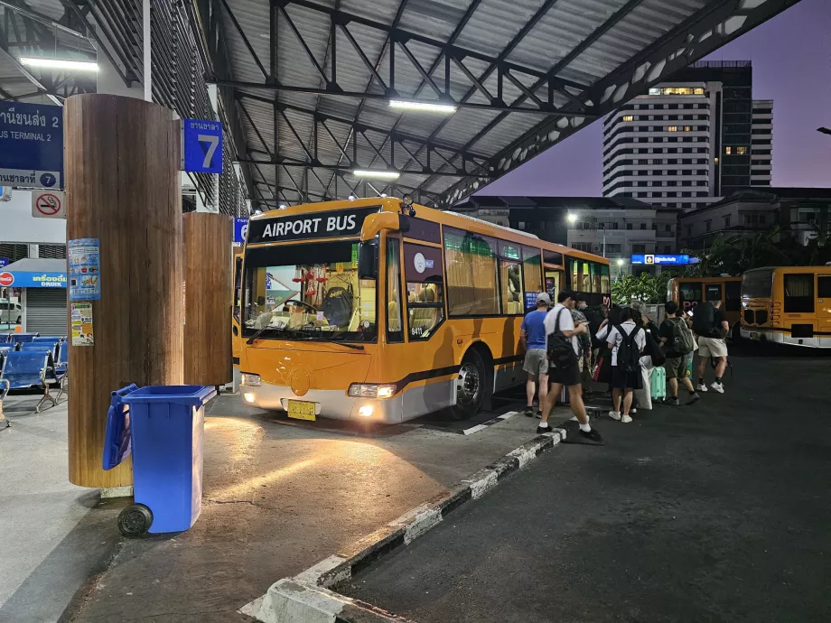 Autobus na letisko Phuket