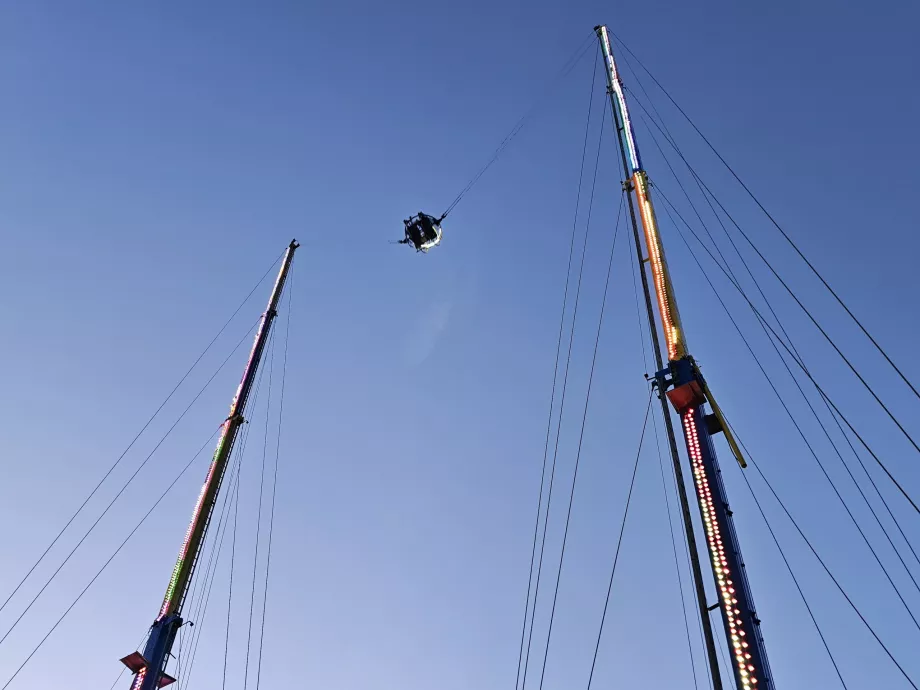 Reverzný bungee jumping