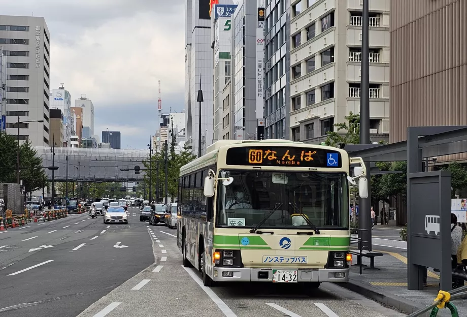 Autobus verejnej dopravy